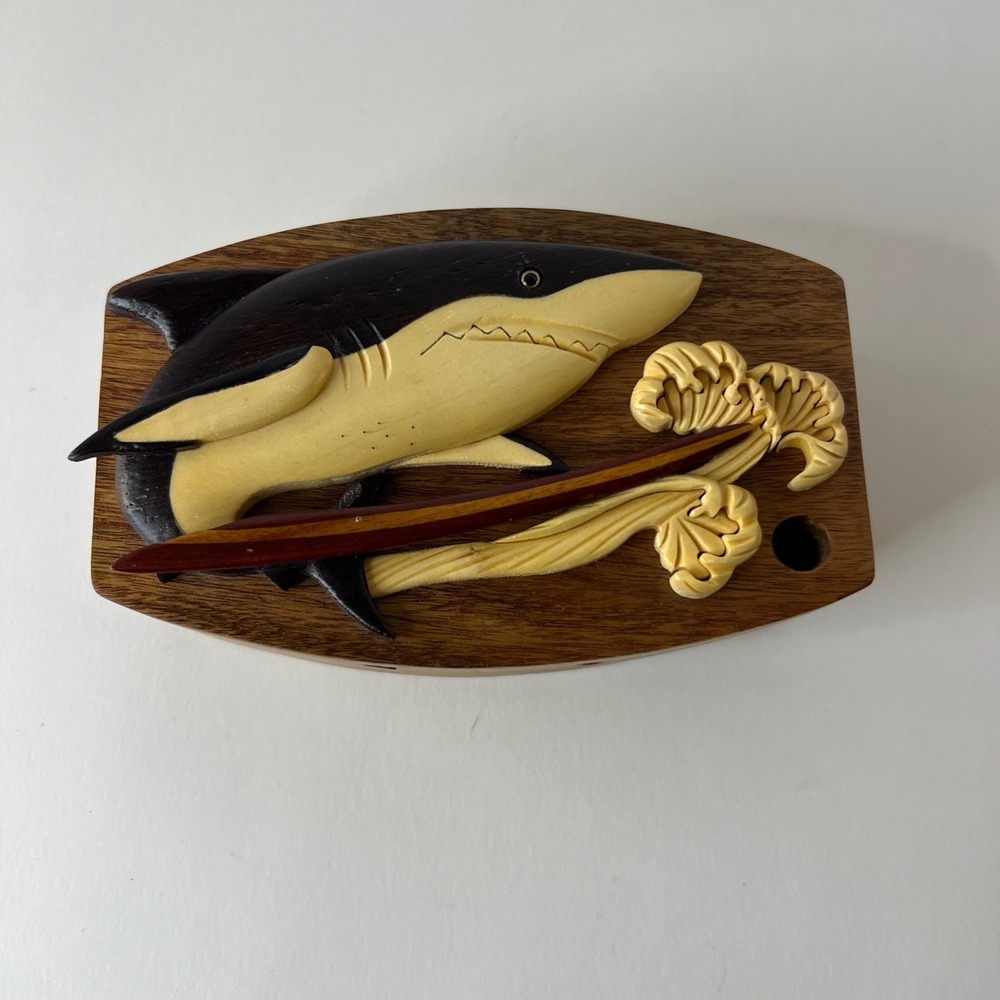 Ace Gifts Intasia Teak‎ Wood Shark Puzzle Box 6 x 3.5 Missing Flower Closure